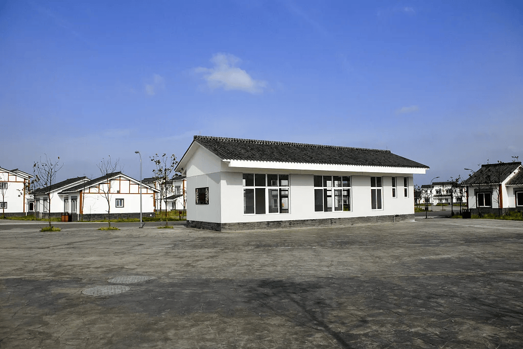 四川新規(guī)4月起實(shí)施 禁止變相強(qiáng)迫旅游者購物，嚴(yán)控生鮮食用農(nóng)產(chǎn)品過度包裝